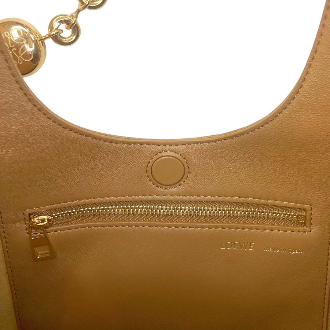 Loewe Squeeze Small in Nappa Lambskin