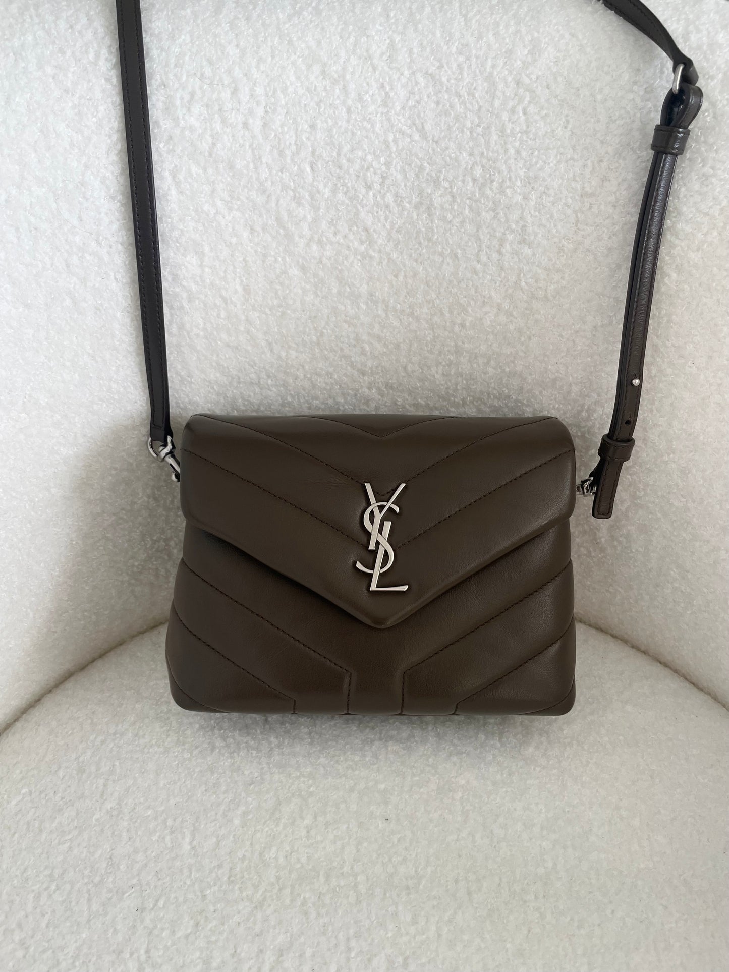 YSL Toy LouLou in Faggio Brown